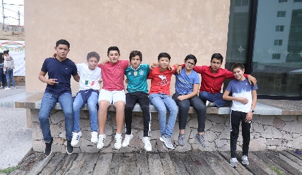  Buenos amigos.