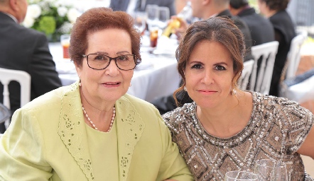  María Cristina Rangel y Cristina Balbontín.