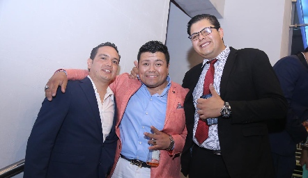  Alex Terán, Omar Herrera y Fernando Gutiérrez.