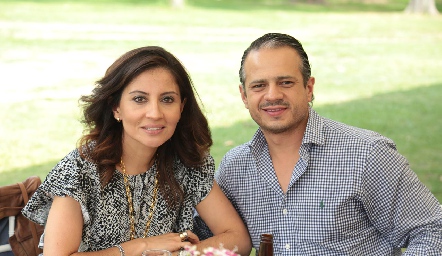  Emmy y Miguel.