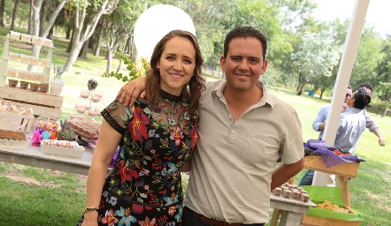  Hermanos, Blanca y Carlos Rangel.