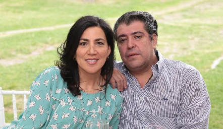  Claudia Pozos y Daniel De Luna.
