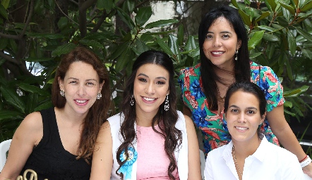  Mary D´Argence, Mucia Reverte, Liz Ramírez y María Corripio.