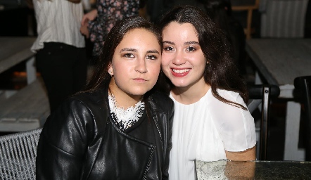 Claudia Herrera y Mariana Martín del Campo.