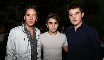  Juan Pablo Chevaile, Santi de Alba y Diego Castillo.