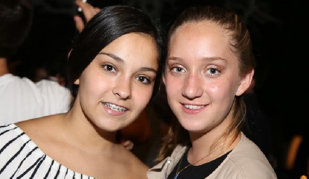 Paola Humara y Caro Duque.