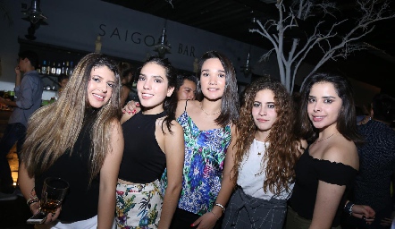  Ale Ochoa, Paulina Hernández, Gloria Mercado, Mariana Salinas y Montse Hampshire.