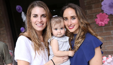  Paulette Lozano, Ángeles y Ángeles Mahbub.