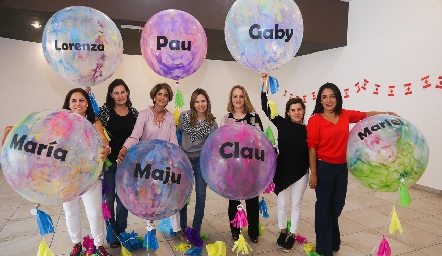  Las guapas mamás Alba, Sandra, Rocío, Maiela, Claudia, Gaby y Malena.