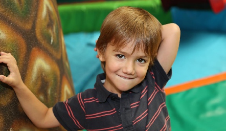  Lucas.