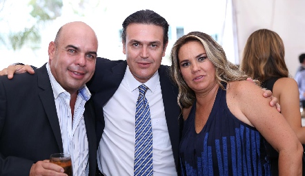  Jaime Ascanio, Güicho Fernández y Daniela Benavente.