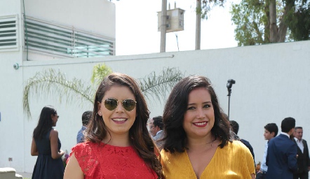  Jessica Ferretiz y Maite Benitez.