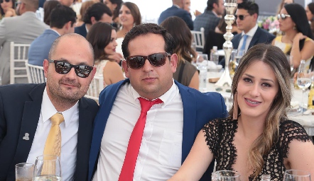  Alejandro Revilla, Fabián Robles y Claudia Campos Revilla.