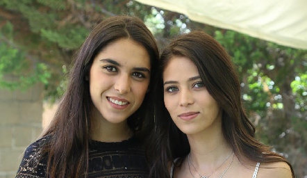  Annia Werge y Paola Ruiz .