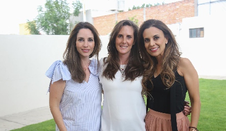  Mariana Ávila, Paola Meade y Daniela Díaz de León.