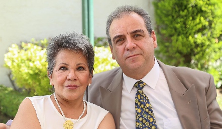  Isabel García y Miguel Alfaro.