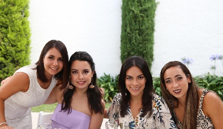  Bety Lázaro, Gaby Díaz Infante, Ana Laura Rodríguez y Samantha Corpi.