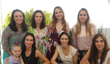  Gonis Borbolla, Pelusa Ávila, Marcela O`Farril, Lu Borbolla, Jimena Galván, Anel Ávila, Sofía Hinojosa y Alejandra Borbolla.