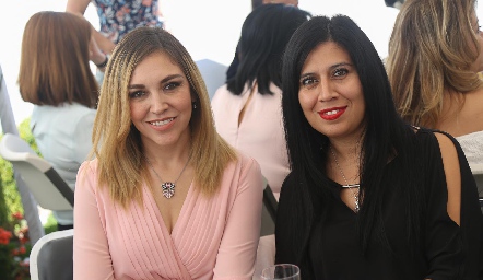  Jessica Basurto y Jessica Rodríguez.