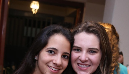  Valentina Gameros y Mariana Alvarez.