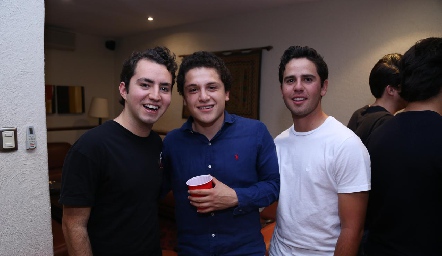  Julián Olmos, Humberto Sáenz y Alejandro Santibáñez .
