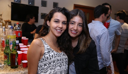  Marijó Cifuentes y Sofía Rojas.