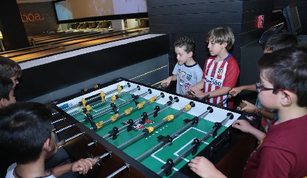  Un intenso juego.