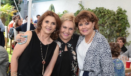  Irasema Medellín, Lucy Lastras y María Eugenia Celis de Musa.