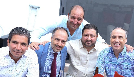 Martín de la Rosa, Marcelo de los Santos, Gabriel Valle, Alejandro Medlich y Alejandro Navarro.