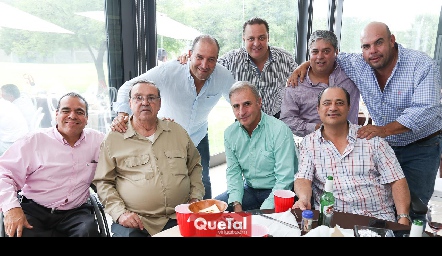  Arturo Valadés, Gabriel Valle, Gabriel Valle, Ricardo Villalba, José Manuel Guerra, Gerardo Córdova, Héctor Valle y Jaime Ascanio.