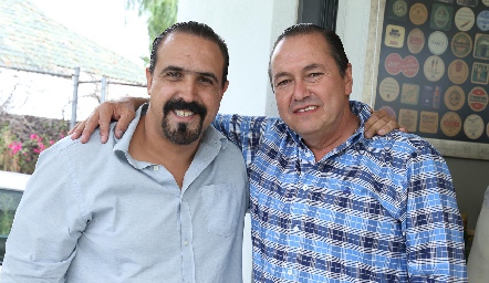  Claudio y Juan Carlos Valle.