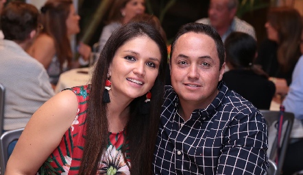  Luz María Ruiz de Poulet y Alejandro Poulet.