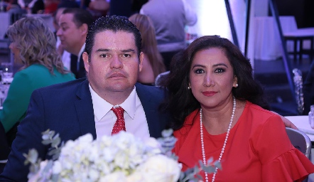  Mario González y Verónica Ramírez.