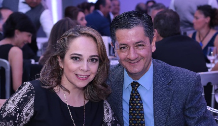  Verónica Cruz y Juan Carlos Toro.