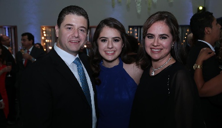  Felipe, Andrea y Margarita Martínez.