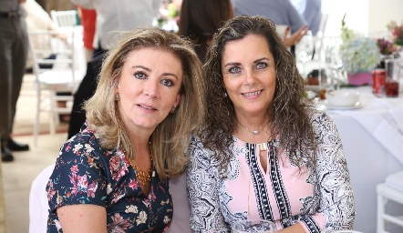  Ana Meade y Amparo Lomelín.