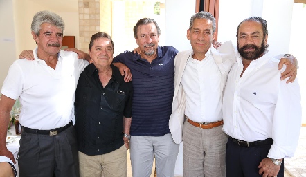  Toño Uriza, Jorge Valle, Alejandro Barragán, Ricardo Torres y Óscar Torres.