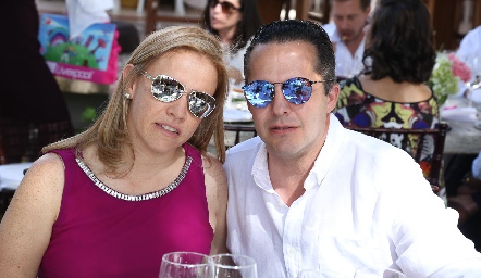  Mariana Torres y José Alberto Torre.