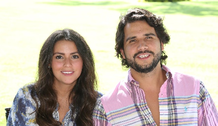  Vicky Álvarez de Mercado y Rodrigo Mercado.