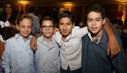  Alejandro, Javier, Emilio y Alim.