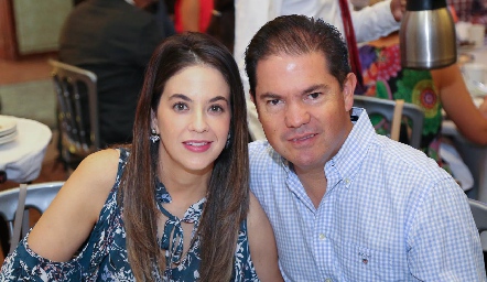  Gabriela Lara y Jorge Acebo .