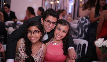  Graduación del Colegio Apostólica.
