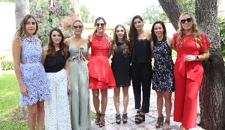  Sofía Villaseñor, Miriam Ortiz, Miriam García, Alejandra Maurer, Mónica Garza, Marcela Solórzano, Bertha Maza y Daniela Jonguitud.