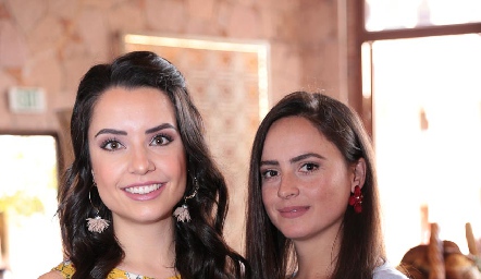  Gaby Díaz Infante y María José Salgado.