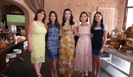  Rosa María Somohano, Marcela Díaz Infante, Gaby Díaz Infante, Gabriela Andrés y María José Salgado.