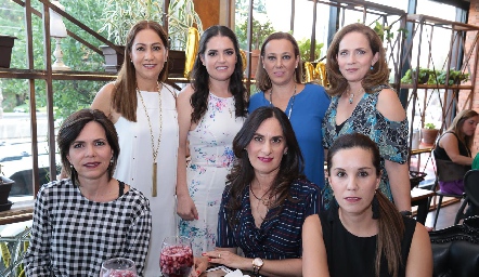  Lety Castillo, Isabel Torre, Maribel Cuétara, Martha Judith Padilla, Ale Martínez, Nora Cano y Titis Mares.