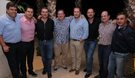  Paco Leos, Javier Abella, Salomón Dip, Jacobo Payán, Luis Nava, Manuel Toledo, Alejandro Cambeses y Javier Alcalde.