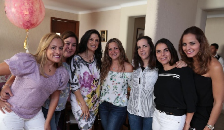  Yolanda Tapia, Deyanira Cázares, Daniela Gutiérrez, Aurora Irigoyen, Claudia Martínez, ----- y Gloria Medina.
