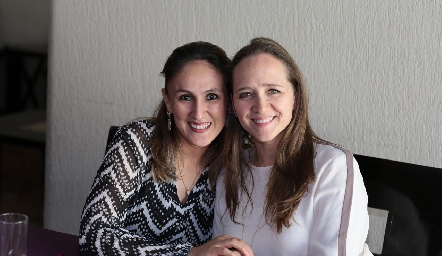  María José Delgadillo y Blanca Rangel.