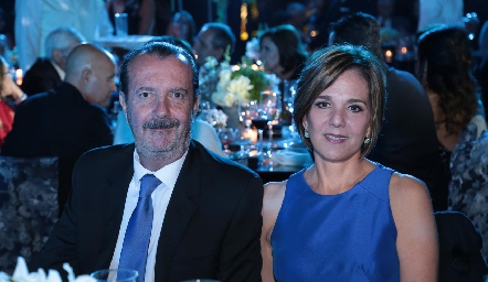  Ángel Rivero y Cristina Barret.